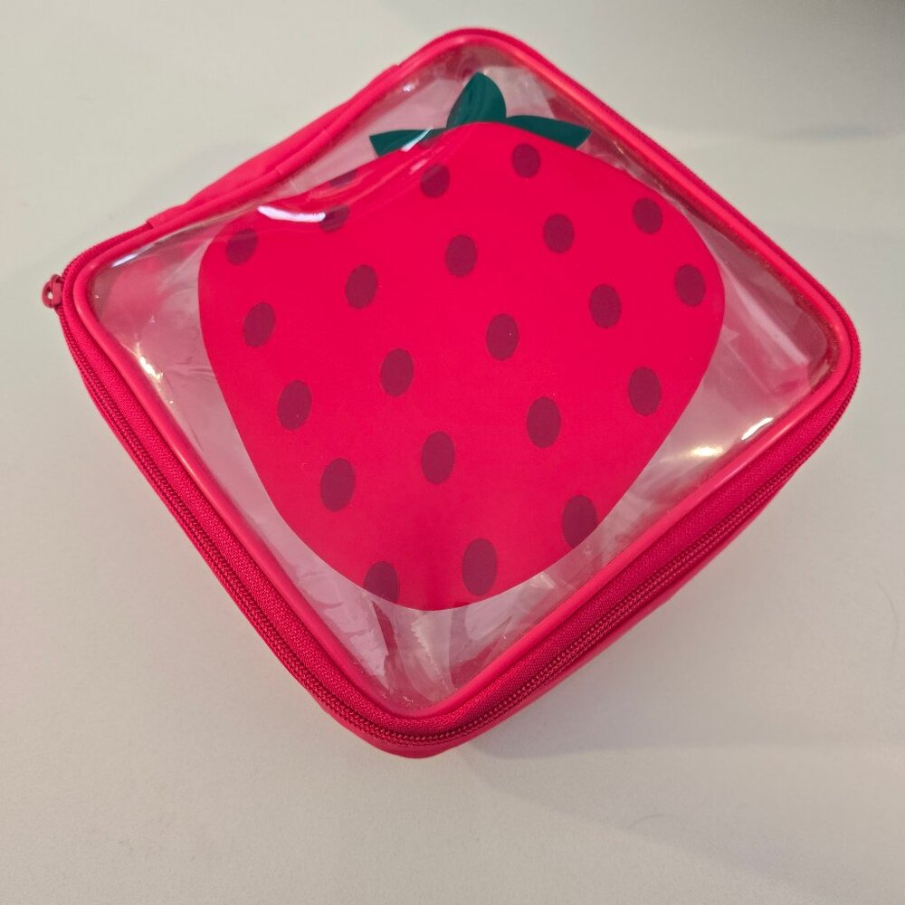 💥3/$24💥 Strawberry graphic zipper pouch organizer cosmetics makeup bag